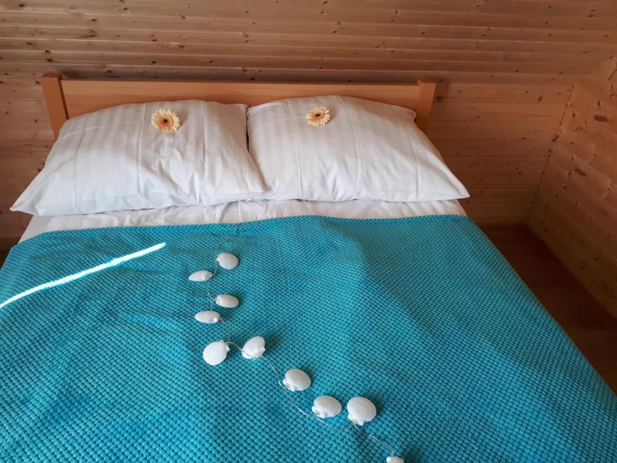 Domki Letniskowe Turkus レバル エクステリア 写真